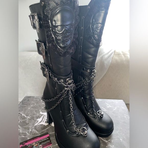 Demonia Skull & Coffin Chained Boots - Picture 3 of 6